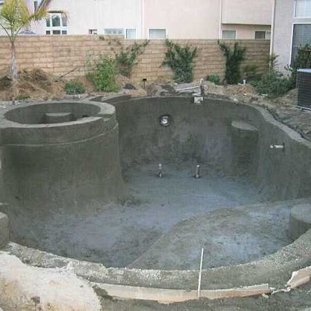licensed pool contractors